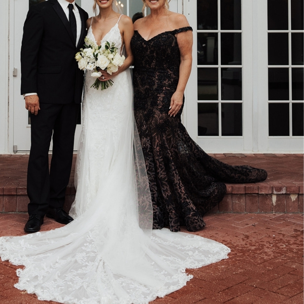 Ivonne D size 16 With A Few Alterations! - Picture 16 of 16